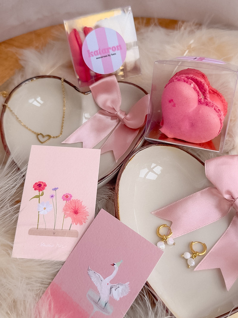 Galentine’s Giftbox